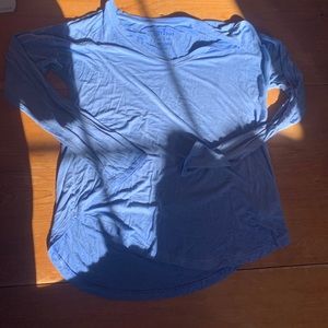 soft and sexy american eagle shirt!!!!